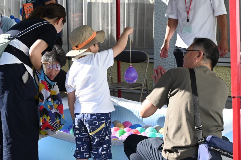 2025_三町内会音楽祭_ヨーヨーすくい２