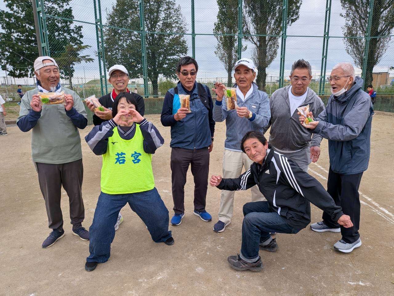 競技の合間に、笑顔で一枚。ポーズもばっちりです！